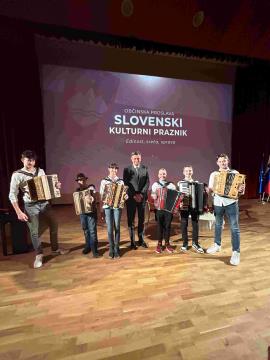Občinska proslava ob kulturnem prazniku, mladi harmonikaši 